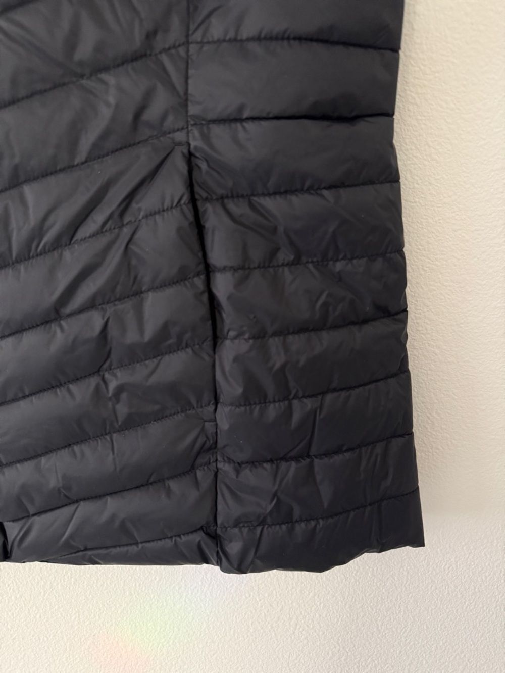 XLT Narrow Channel Quilted Puffer Vest Black Women’s XL Tall Activewear Old Navy - Picture 3 of 7